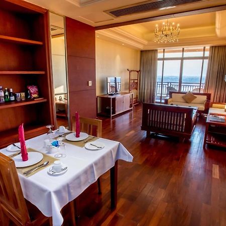 Landmark Mekong Riverside Hotel Вьентьян Экстерьер фото