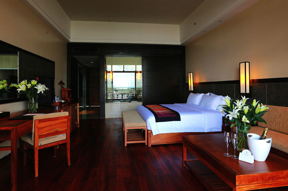 Landmark Mekong Riverside Hotel Вьентьян Экстерьер фото