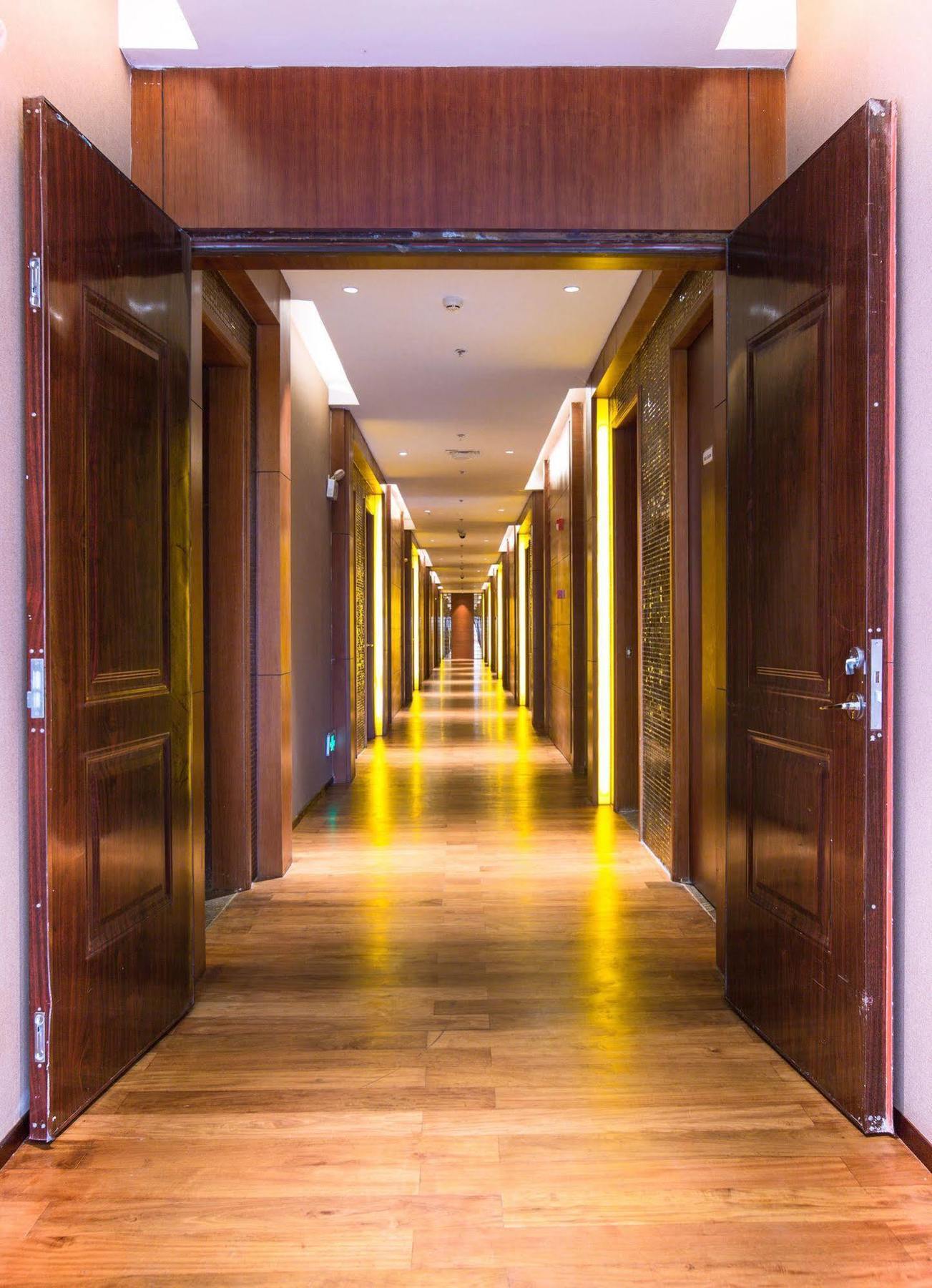 Landmark Mekong Riverside Hotel Вьентьян Экстерьер фото