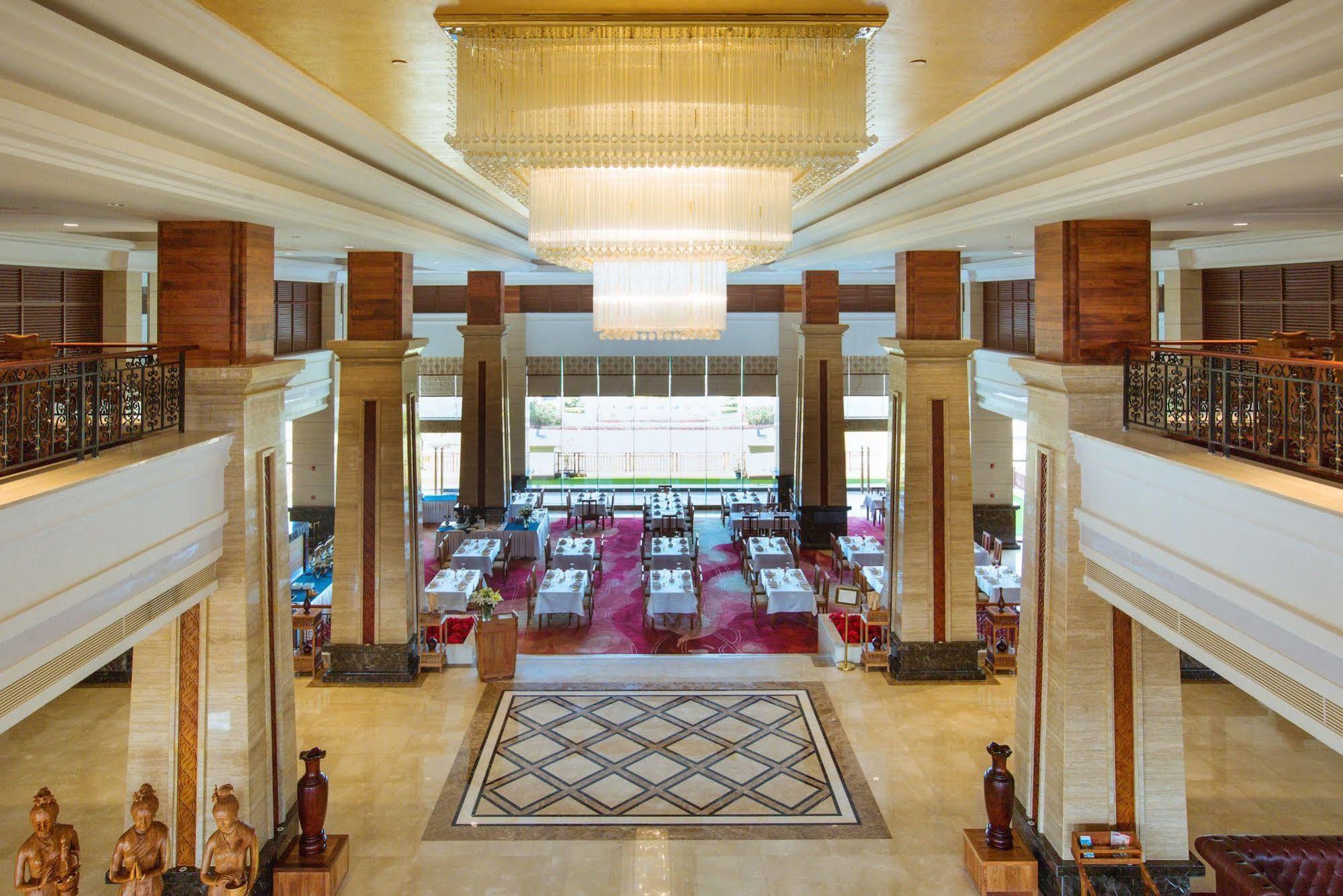 Landmark Mekong Riverside Hotel Вьентьян Экстерьер фото