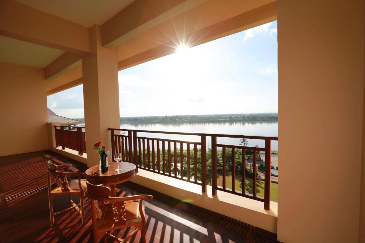 Landmark Mekong Riverside Hotel Вьентьян Экстерьер фото